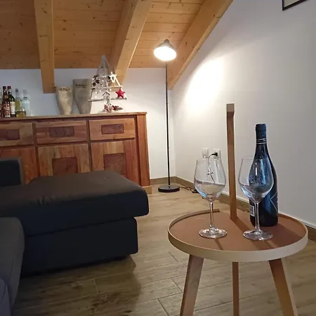 Semesterbostad Casa Moreschi *